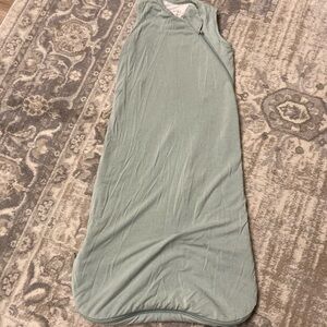 Sage green kyte sleep sac